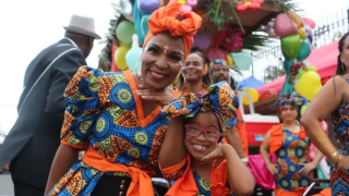 Le carnaval de Limón et ses costumes traditionnels célébrant la culture afro-caribéenne