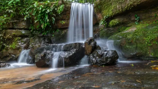 cascade costa rica