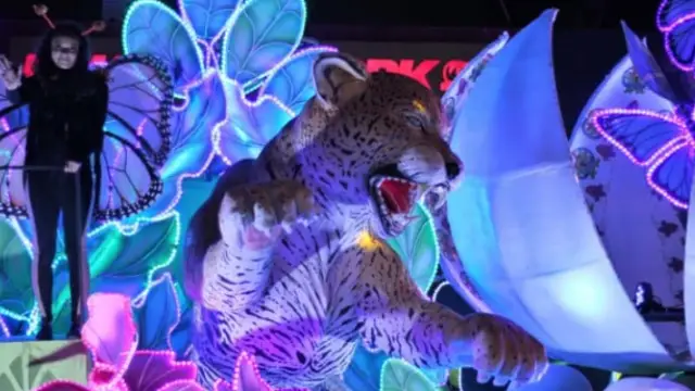 Défilé du festival des lumières de 2020 à San José au Costa Rica