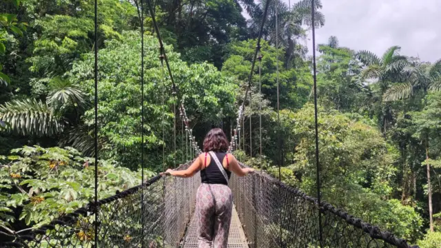 Pont suspendu à Arenal