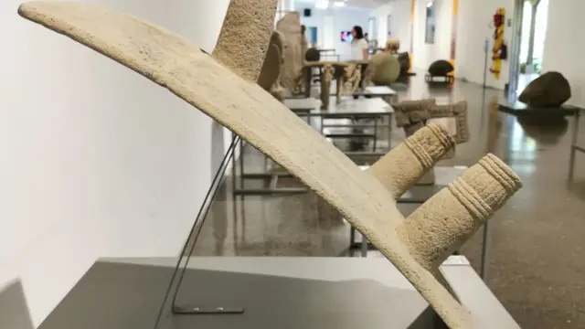 Metate, objet essentiel pour la culture du maïs dans les sociétés précolombiennes
