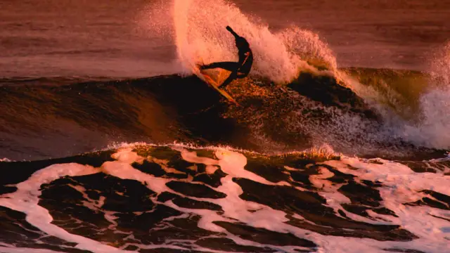 coucher de soleil surf