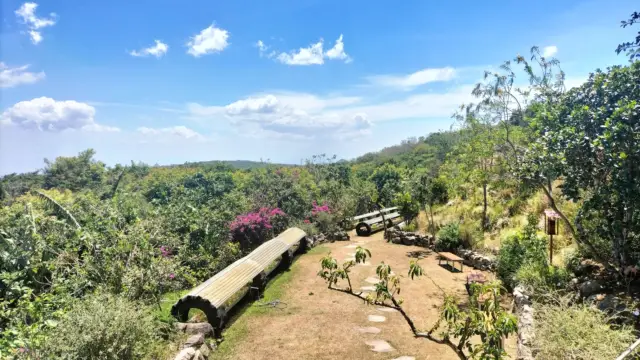 Vue depuis les hauteurs de l'hôtel Valle Escondido à Monteverde